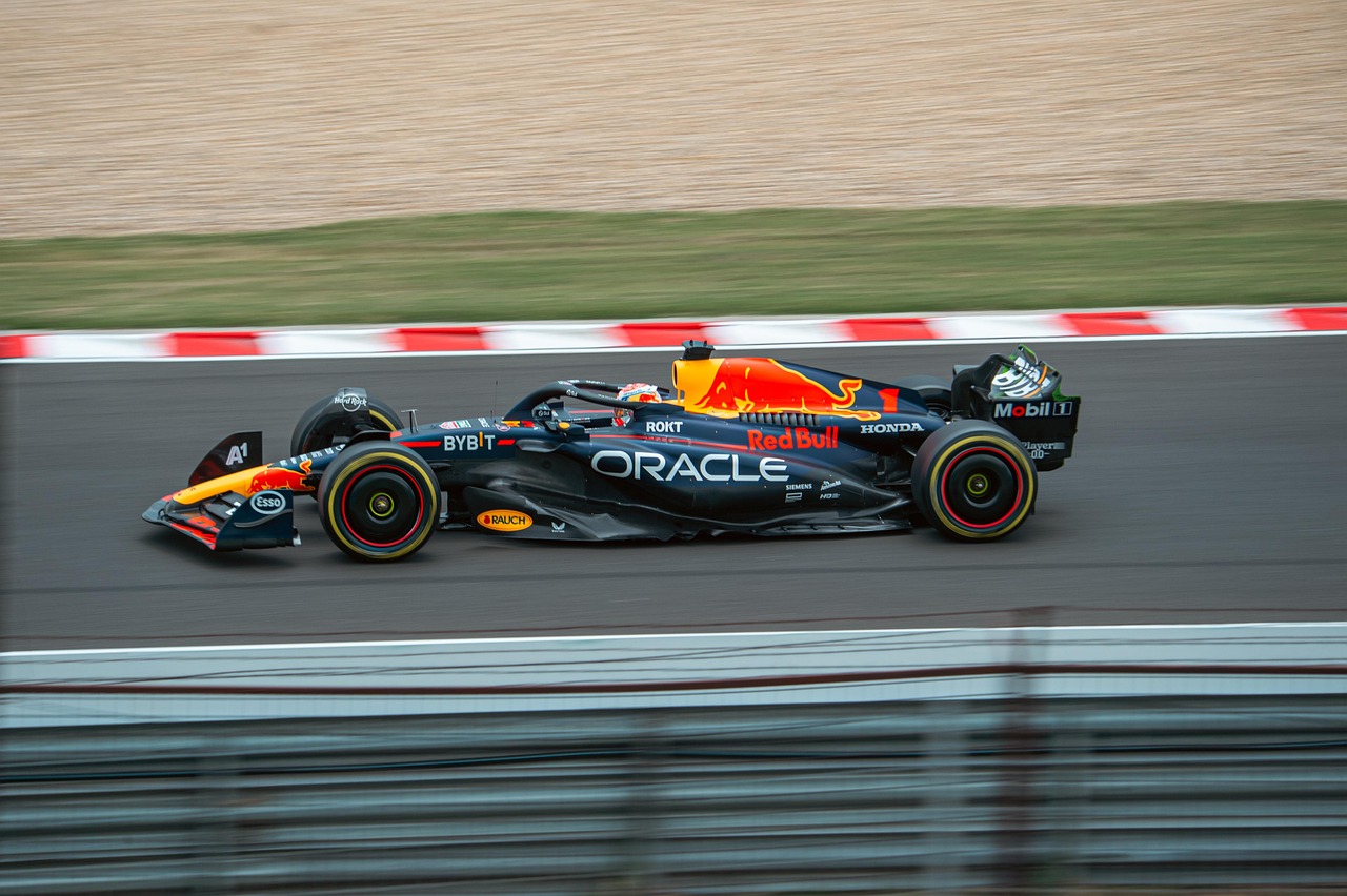 Red Bull Verstappen F1 wallpaper