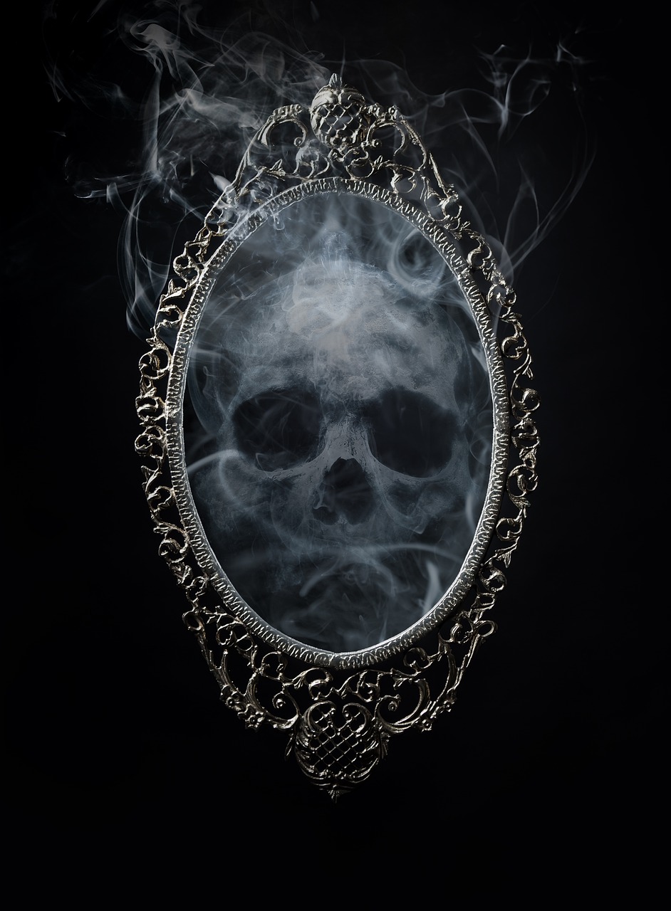 Skull Mirror Horror wallpaper