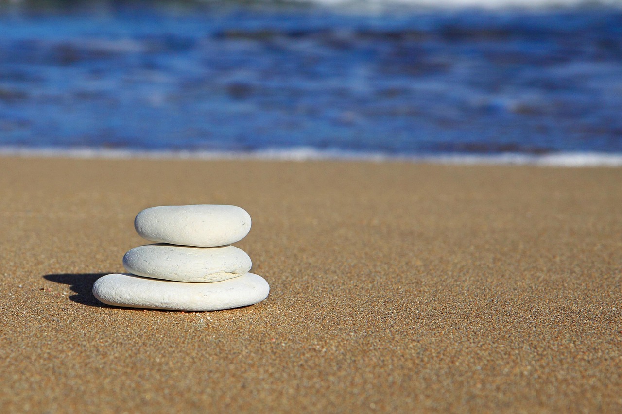 Rocks Cairn Balance wallpaper