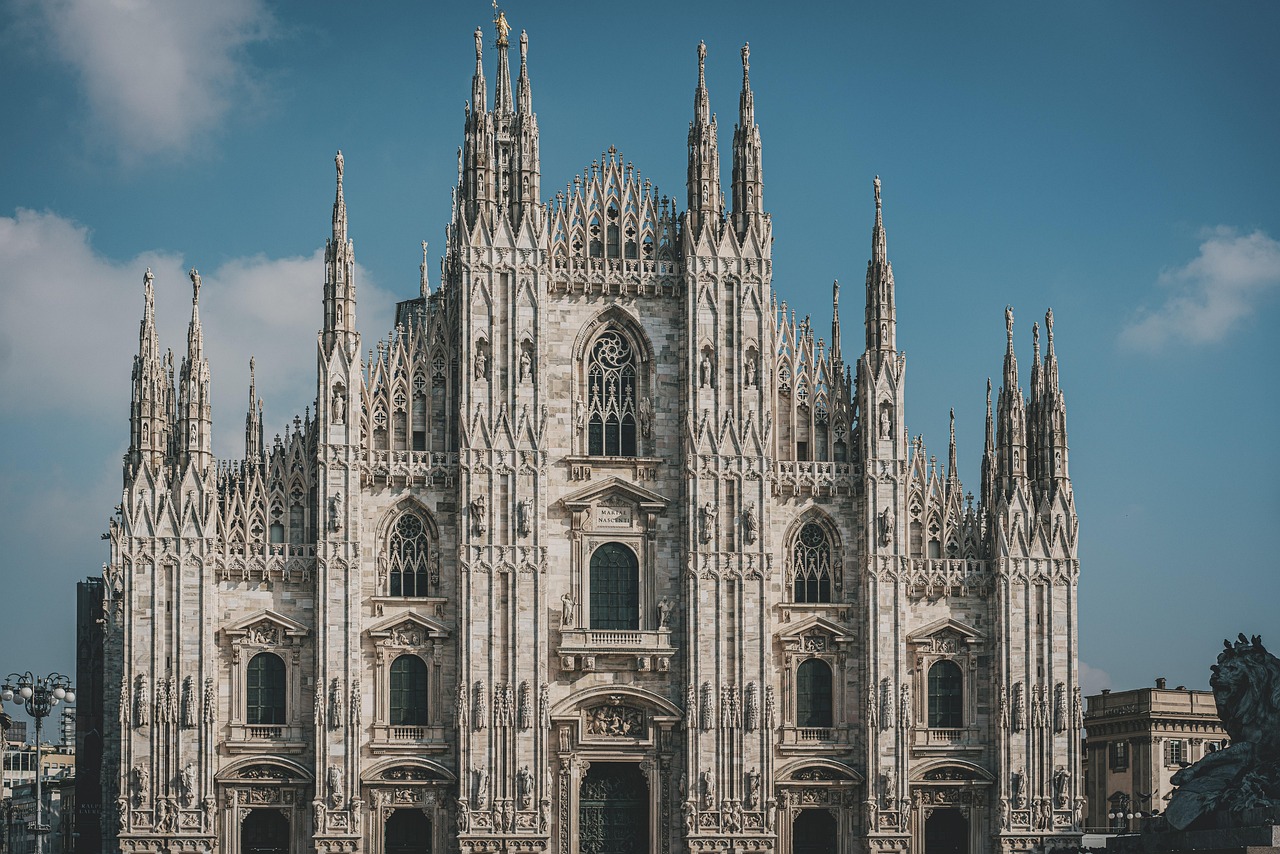 Duomo Cathedral Milan wallpaper