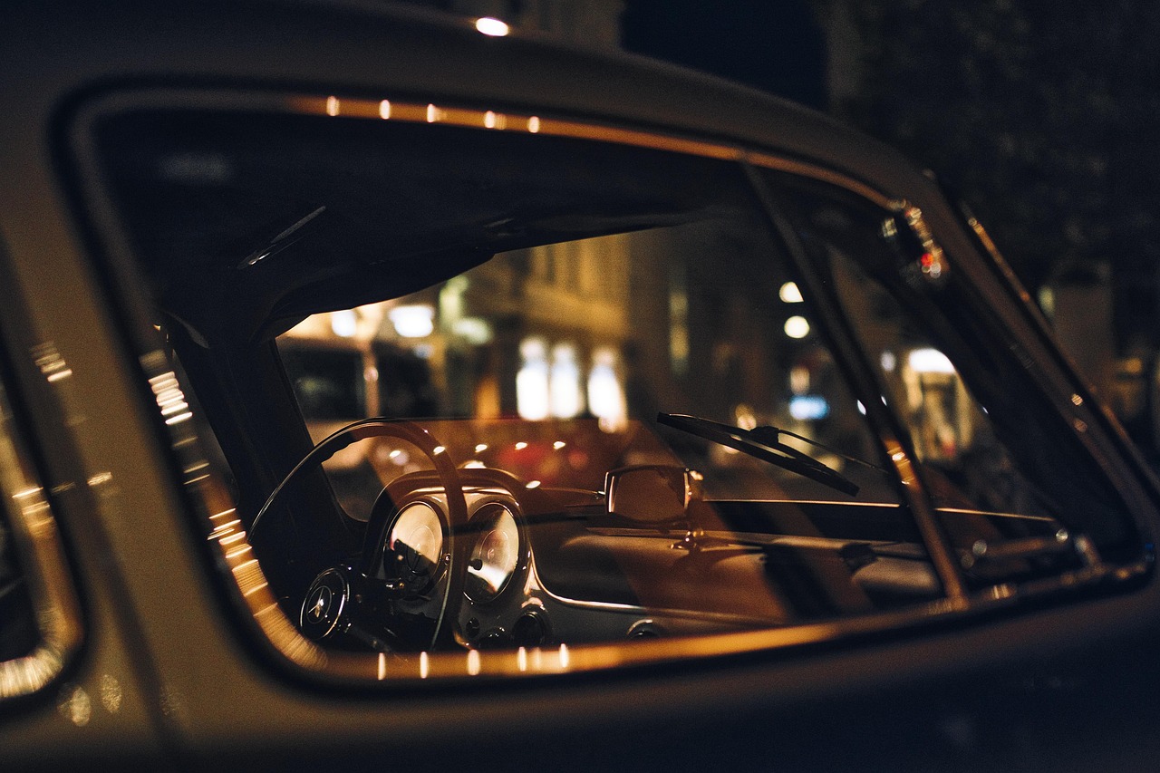 Mercedes Benz Antiquity Retro wallpaper