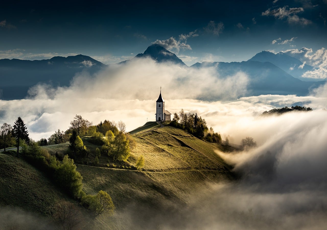 Church Fog Morning wallpaper