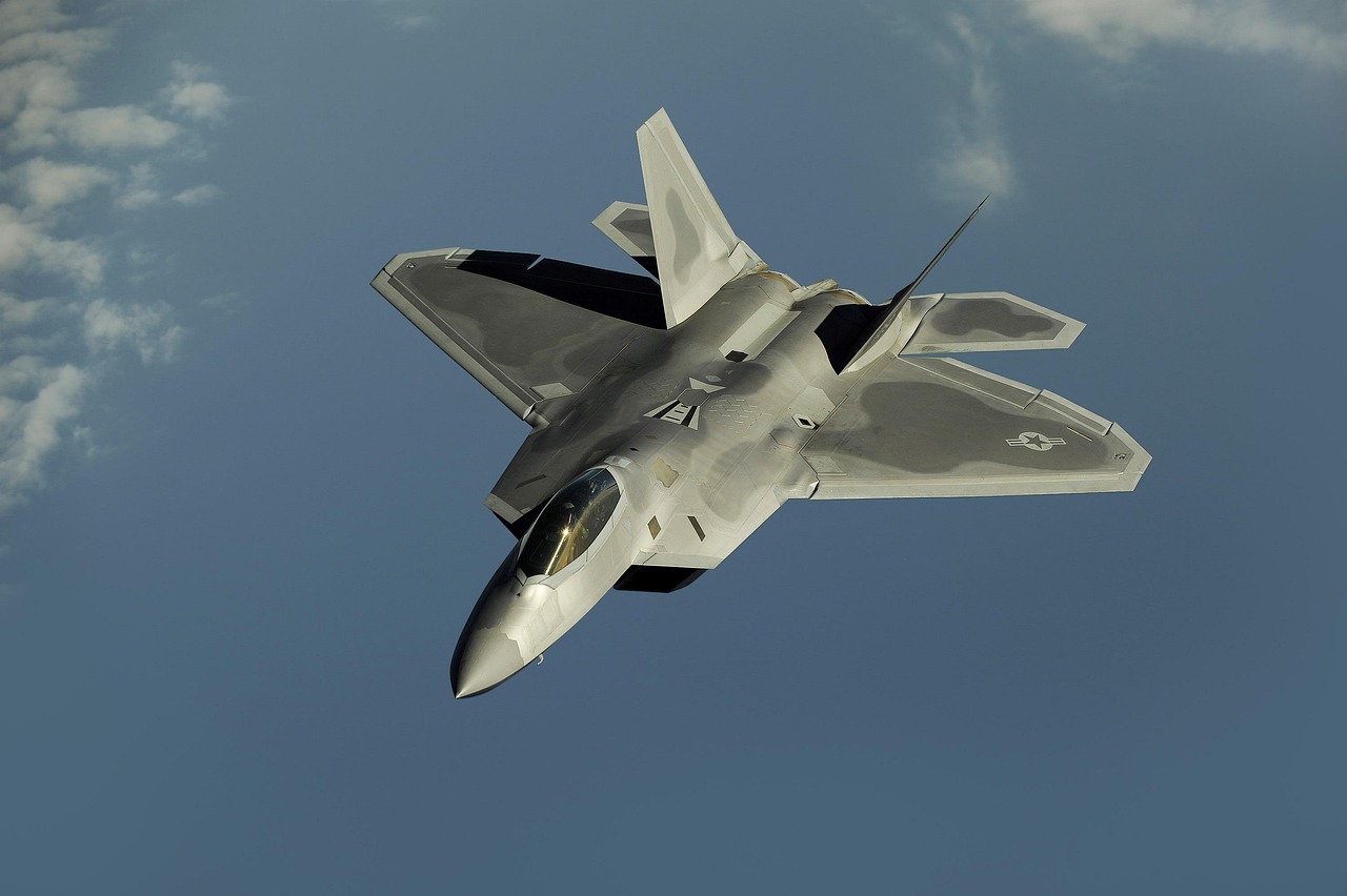Aircraft Fighter Jet Flying wallpaper