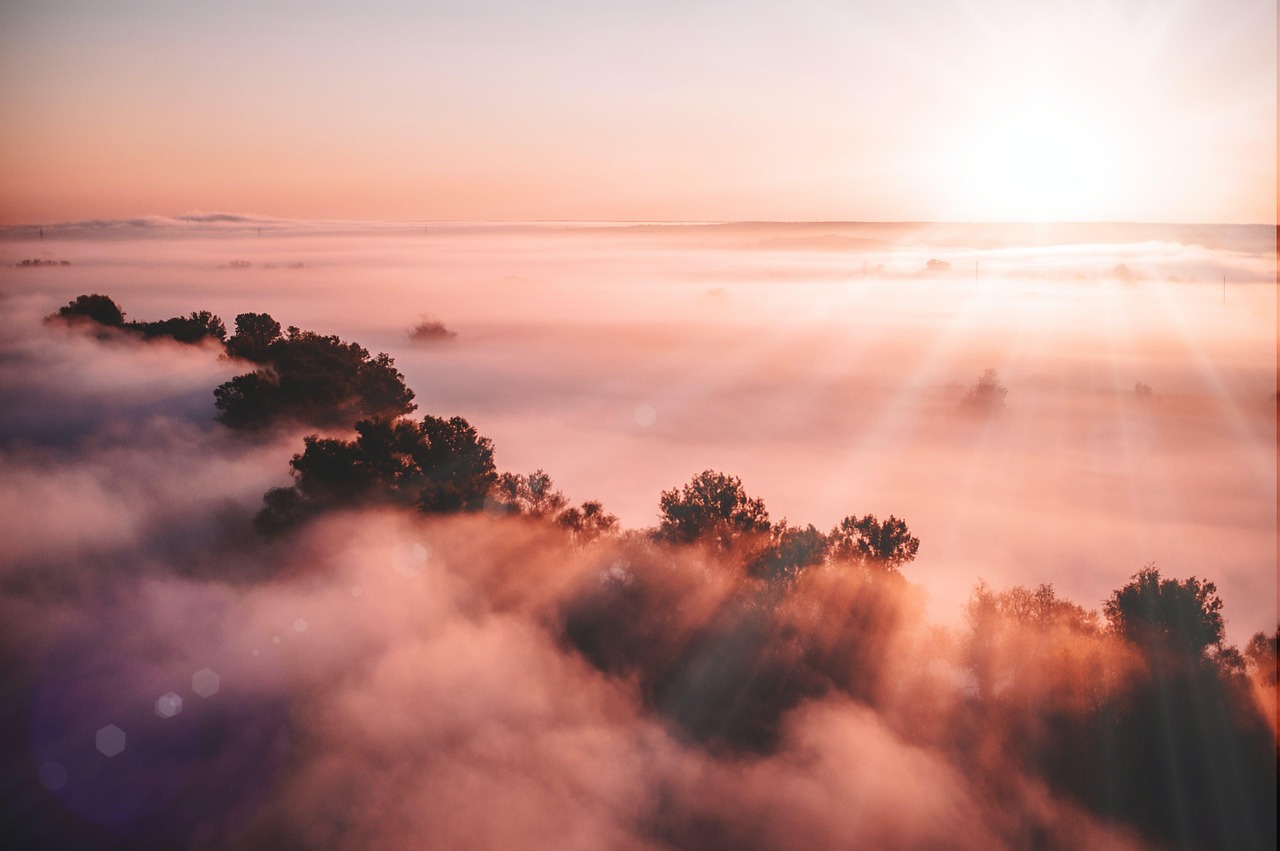 Dawn Mountains Fog wallpaper
