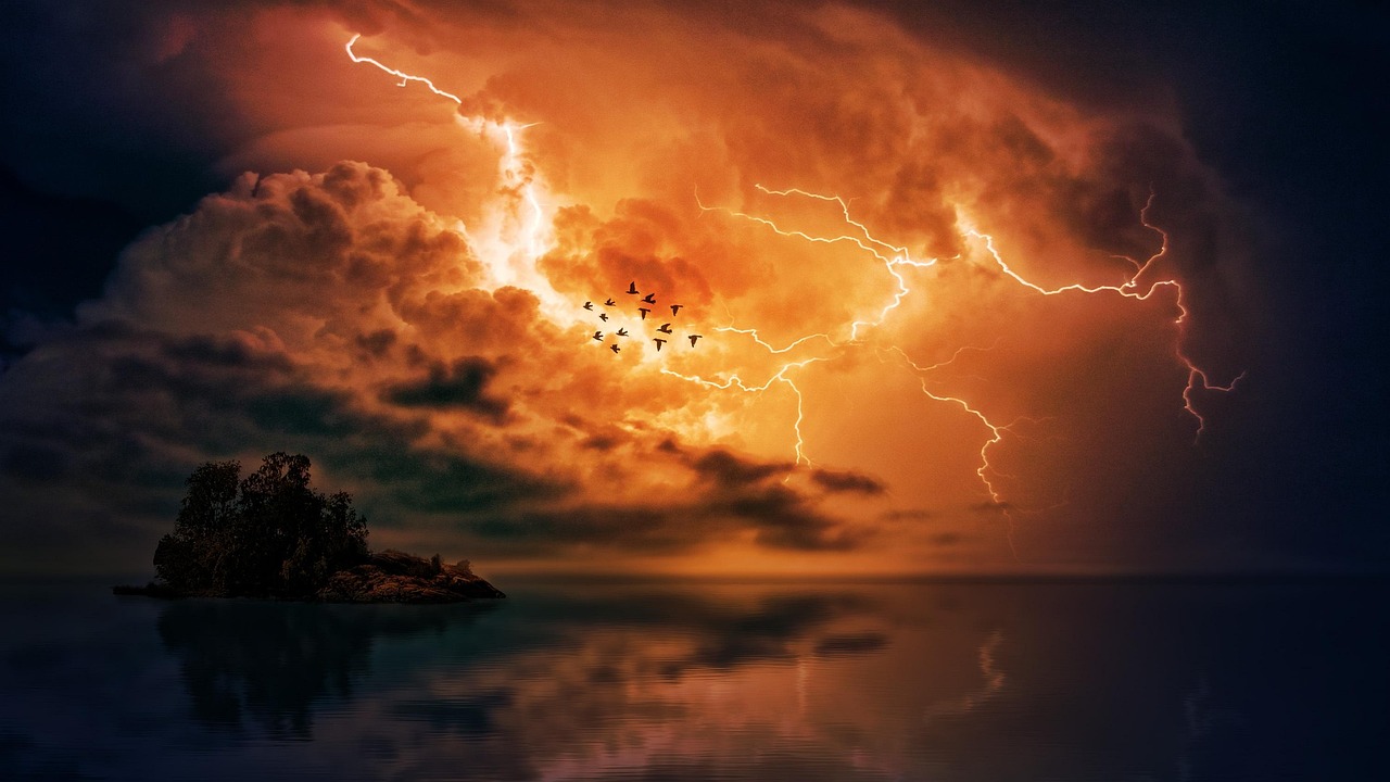 Thunderstorm Sea Clouds wallpaper
