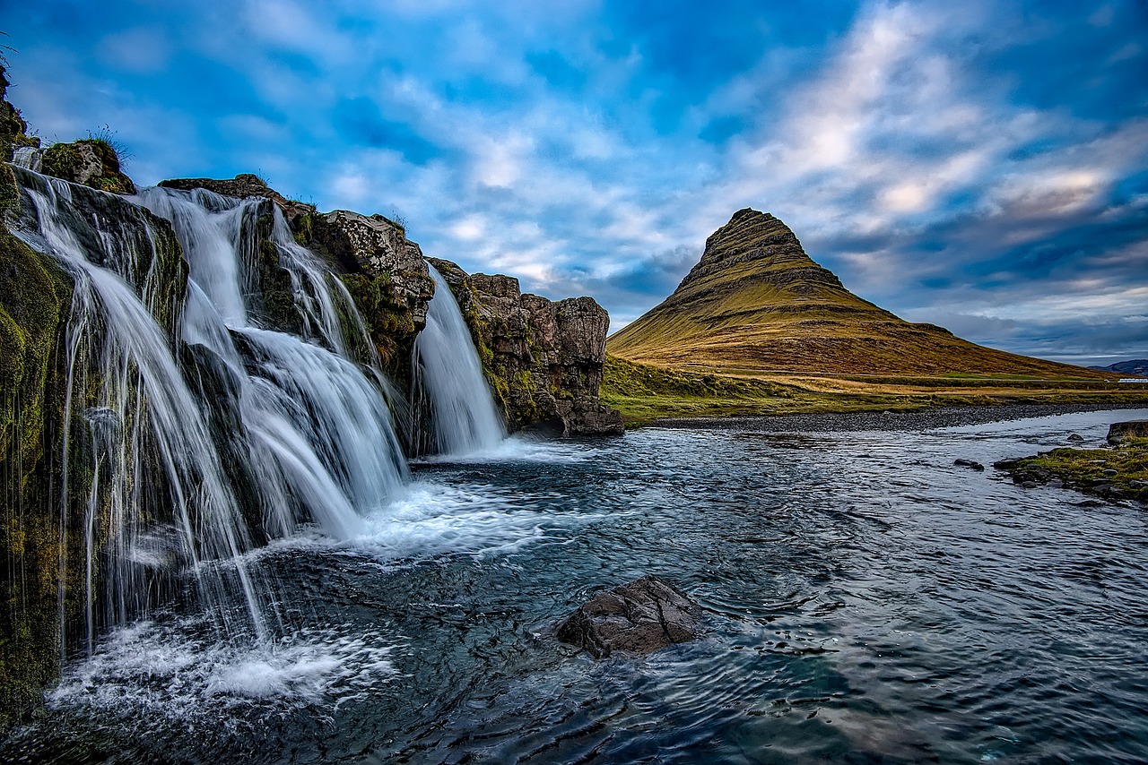 Iceland Mountains Kirkjufell wallpaper