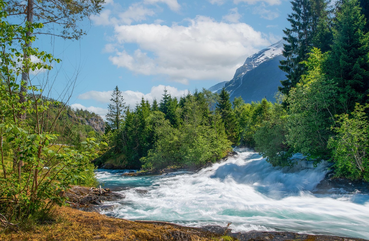 River Flowing Waterfall wallpaper