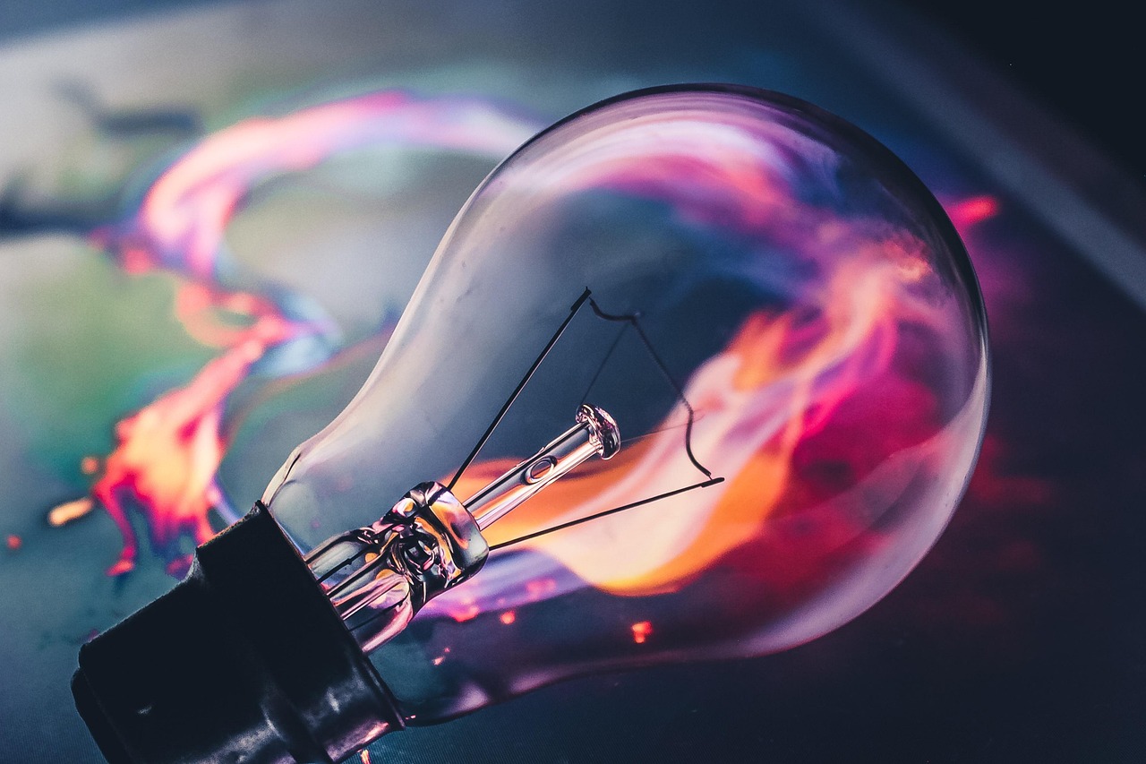 Bulb Flame Light wallpaper