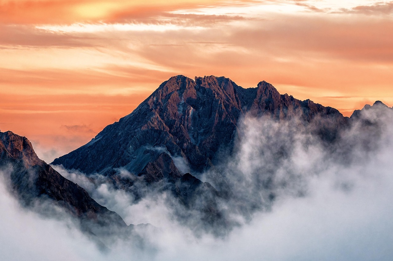 Mountains Mt Kitahotaka Sunset wallpaper