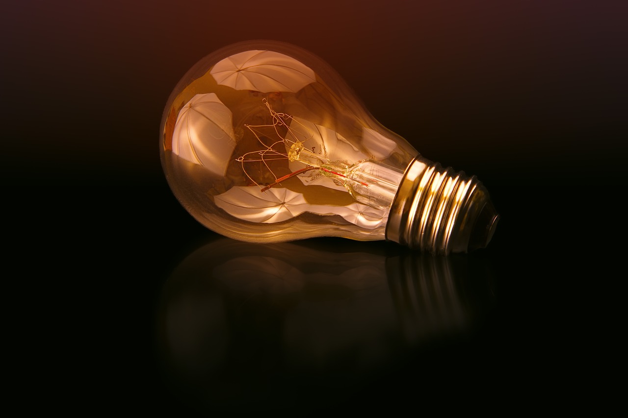 Light Lightbulb Idea wallpaper