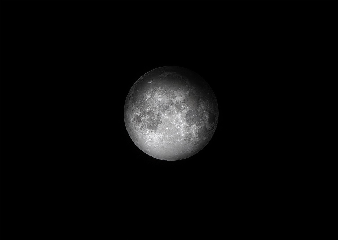 Dark Full Moon Luna wallpaper