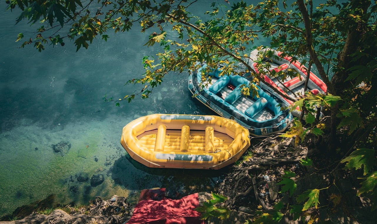 Canoe Raft River wallpaper
