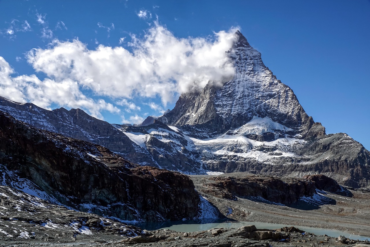 Matterhorn Switzerland Valais wallpaper