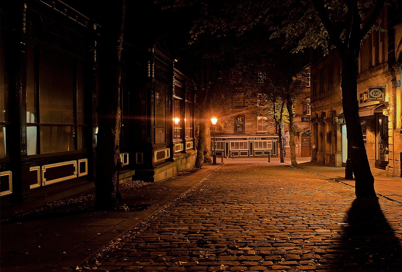 Alley Street Night wallpaper